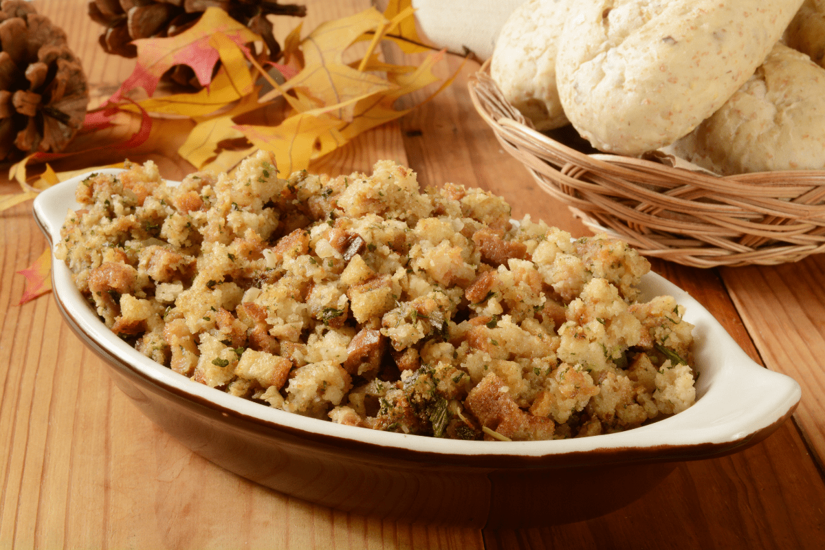 Regional Stuffing Guide: US Thanksgiving Traditions & Classic Flavors